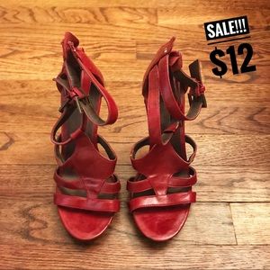 Red strappy heel  sandals Size 7
